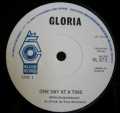 GLORIA ONE DAY AT A TIME 1977 RELEASE RECORDS RL 873